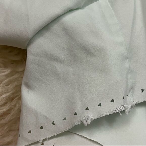 Athleta Shorts Light Mint Double Layer Perforated Hem S - Picture 7 of 7